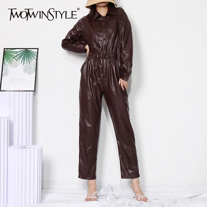Женский комбинезон из искусственной кожи TWOTWINSTYLE, повседневный комбинезон с отворотом и длинным рукавом, со складками, на талии
Женский комбинезон из искусственной кожи TWOTWINSTYLE, повседневный комбинезон с отворотом и длинным рукавом, со складками, на талии
