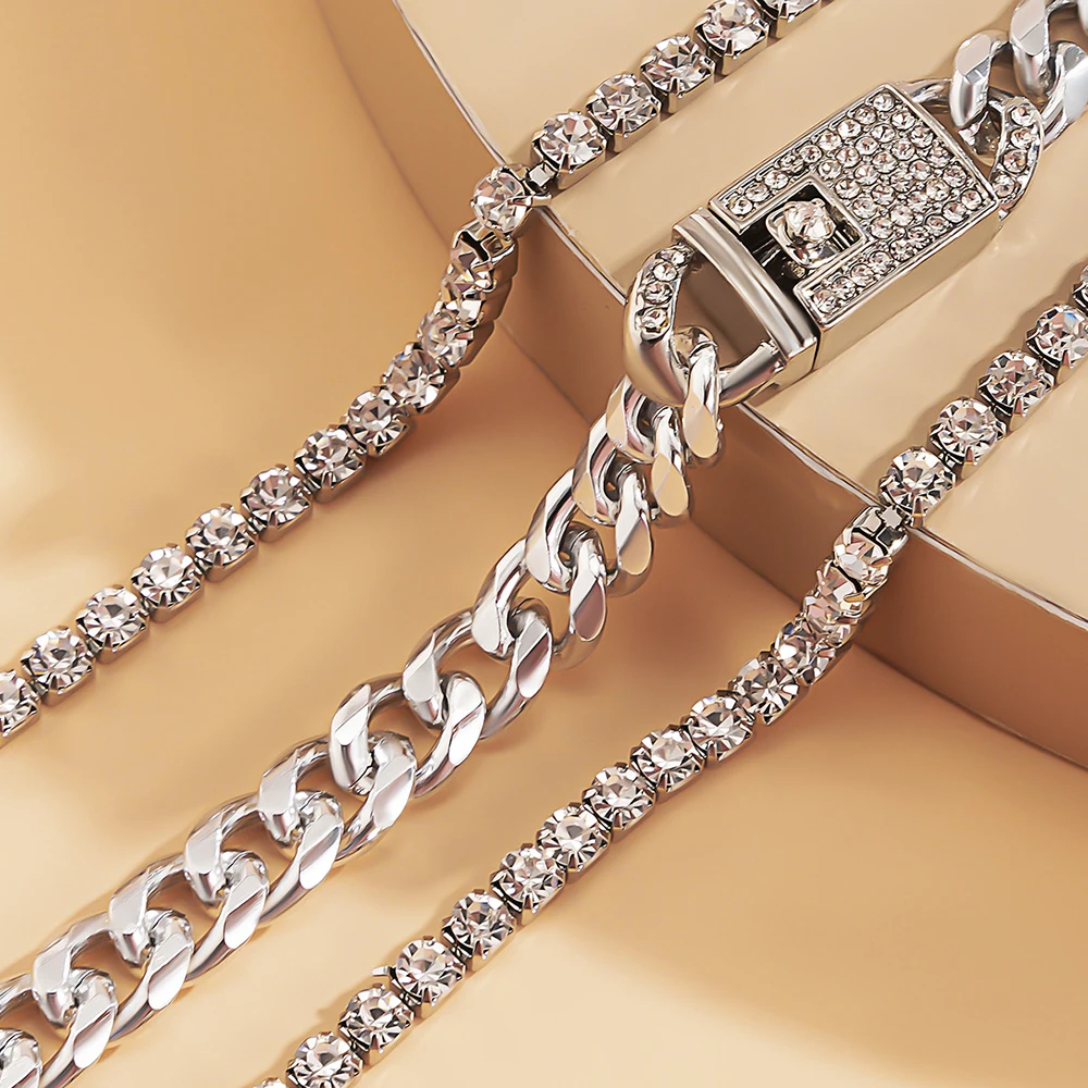 Hip Hop Iced Out Cuban Rhinestone Anklet for Women Paved Crystal luxury Lock Anklet Bracelet On Foot Barefoot Sandals Jewelry
Hip Hop Iced Out Cuban Rhinestone Anklet for Women Paved Crystal luxury Lock Anklet Bracelet On Foot Barefoot Sandals Jewelry