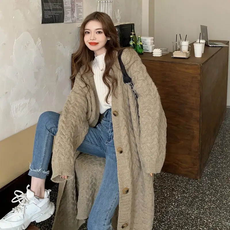 Grunge Korean mid-length sweater coat women's autumn winter new oversized over-the-knee sweater all-match jerseys jackets tops
Grunge Korean mid-length sweater coat women's autumn winter new oversized over-the-knee sweater all-match jerseys jackets tops