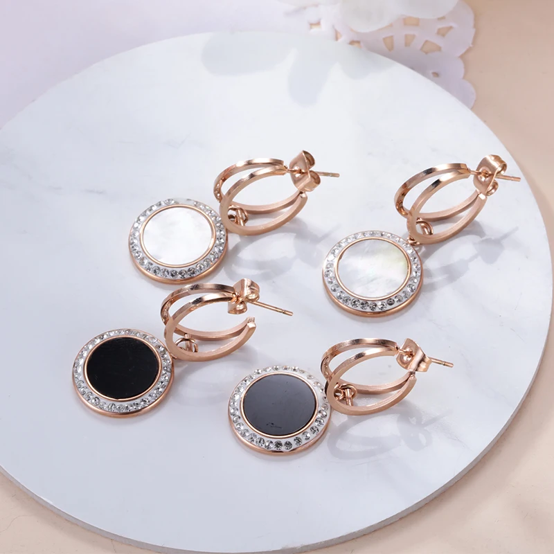 2022 Earrings Stainless Steel Temperament Earrings Rose Gold Fashion and Generous Display Ladies Charm Jewelry Gifts
2022 Earrings Stainless Steel Temperament Earrings Rose Gold Fashion and Generous Display Ladies Charm Jewelry Gifts