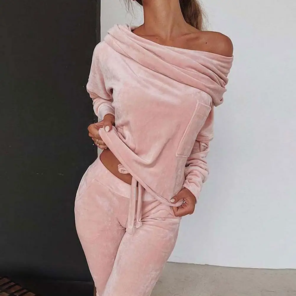 1 Set Pullover Pants Off Shoulder Autumn Winter Warm Slanted Neck Sweatshirt Sweatpants Sweatshirt Trousers Suit Women Outfit
1 Set Pullover Pants Off Shoulder Autumn Winter Warm Slanted Neck Sweatshirt Sweatpants Sweatshirt Trousers Suit Women Outfit