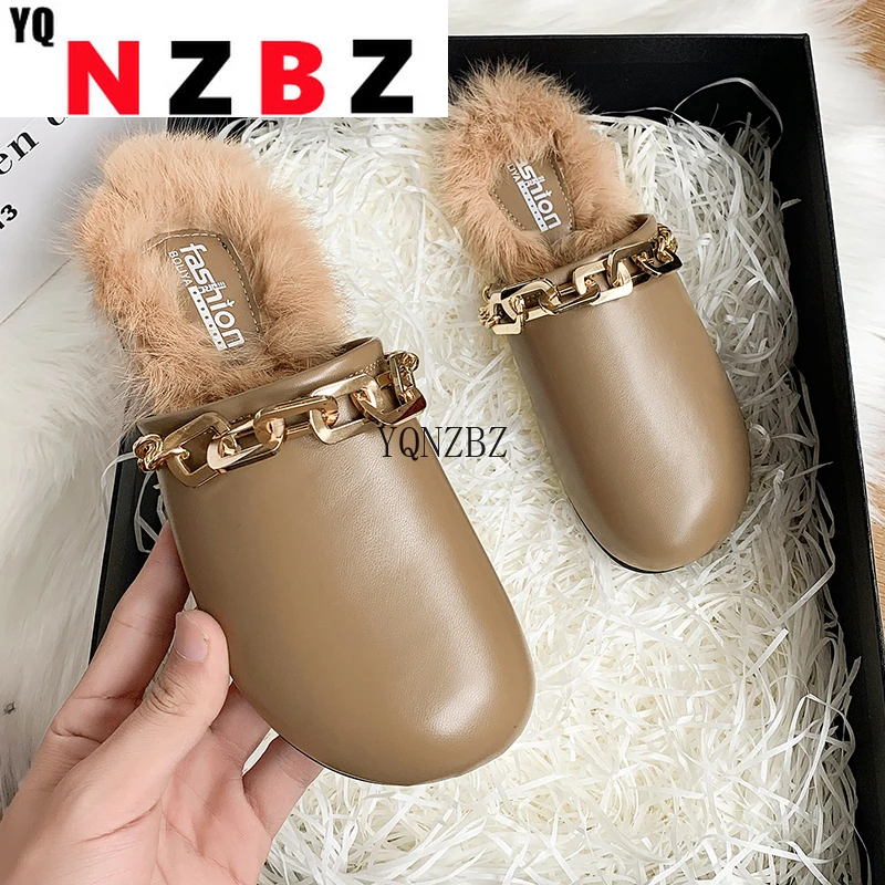 PU Leather Chain Flip Flops Casual 2022 New Winter Flats Short Plush Shallow Warm Slippers Cozy Fashion Home Cotton Slippers
PU Leather Chain Flip Flops Casual 2022 New Winter Flats Short Plush Shallow Warm Slippers Cozy Fashion Home Cotton Slippers