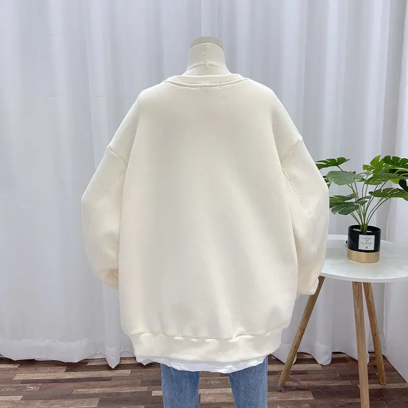 Sweater women plus velvet thickened autumn and winter new Korean tide 3D three-dimensional Mickey loose fake two-piece shirt
Sweater women plus velvet thickened autumn and winter new Korean tide 3D three-dimensional Mickey loose fake two-piece shirt