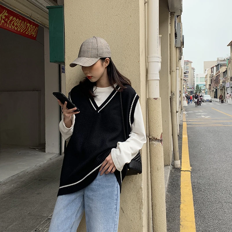 Women Vest Simple All-match Patchwork Korean Style V-neck Knitted Sweater Leisure Student Sleeveless Female Vintage Vest
Women Vest Simple All-match Patchwork Korean Style V-neck Knitted Sweater Leisure Student Sleeveless Female Vintage Vest