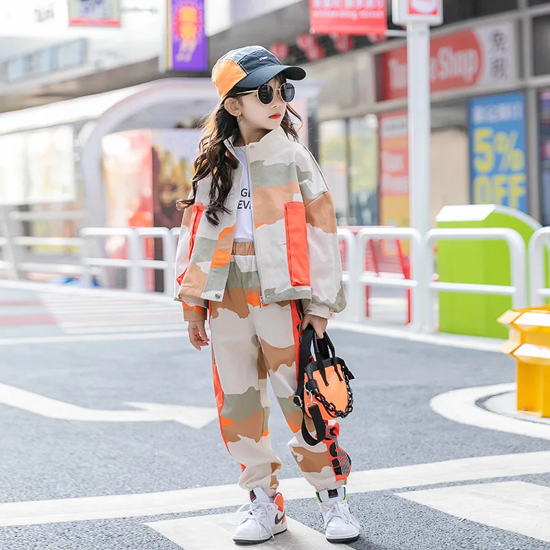 8 10 years Girl Outfits 2 pieces Clothes Set Camouflage Print Jackets Cargo Pants Fashion Street Wear
8 10 years Girl Outfits 2 pieces Clothes Set Camouflage Print Jackets Cargo Pants Fashion Street Wear