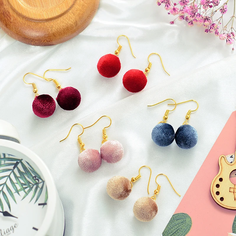Jewelry Fashion Temperament Women Alloy Women Ball Earrings Ear Stud Temperament Simple Spiral 1 Pair New Corduroy
Jewelry Fashion Temperament Women Alloy Women Ball Earrings Ear Stud Temperament Simple Spiral 1 Pair New Corduroy