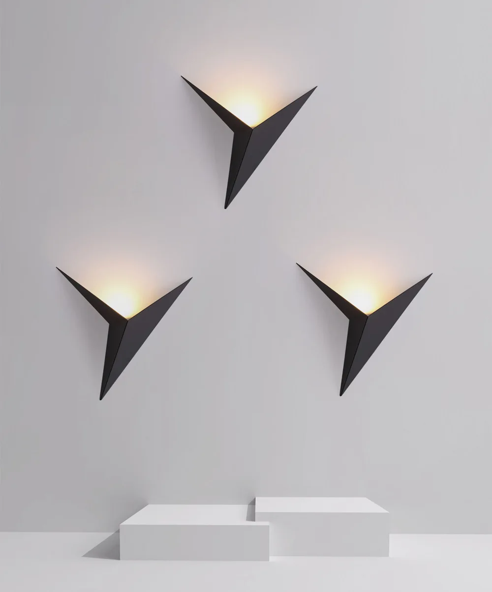 LED Nordic style Indoor Wall Lights Living Room Light AC85-265V LED 5W / 3W Modern minimalist triangle Iron art shape Wall Lamps
LED Nordic style Indoor Wall Lights Living Room Light AC85-265V LED 5W / 3W Modern minimalist triangle Iron art shape Wall Lamps
