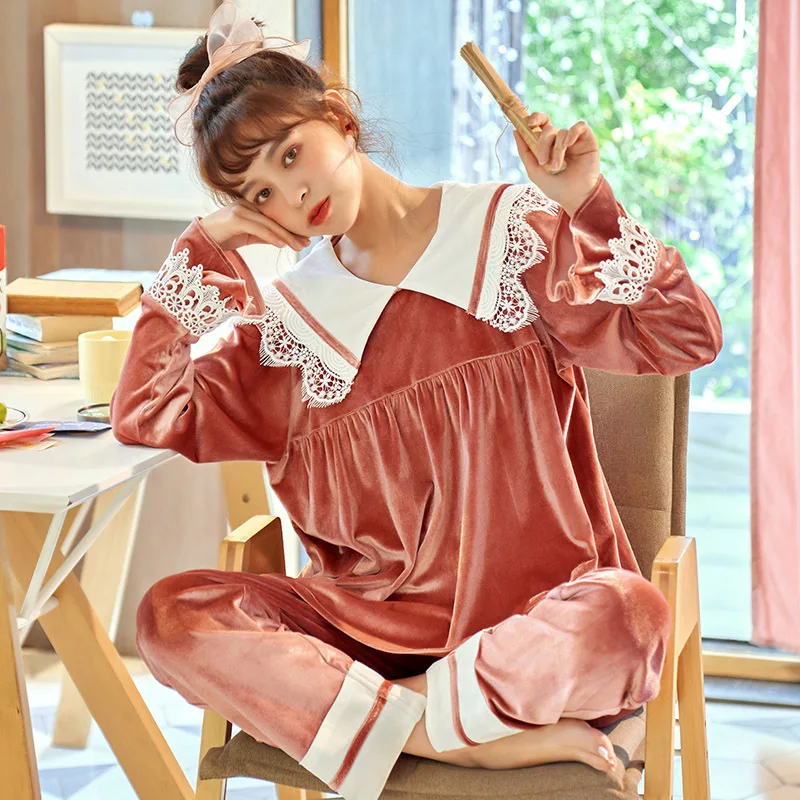 Korean Style Gold Velvet Pajamas Women's Palace Style Big Lapel Long Sleeve Sweet Lace Cardigan Autumn and Winter Homewear 2020
Korean Style Gold Velvet Pajamas Women's Palace Style Big Lapel Long Sleeve Sweet Lace Cardigan Autumn and Winter Homewear 2020