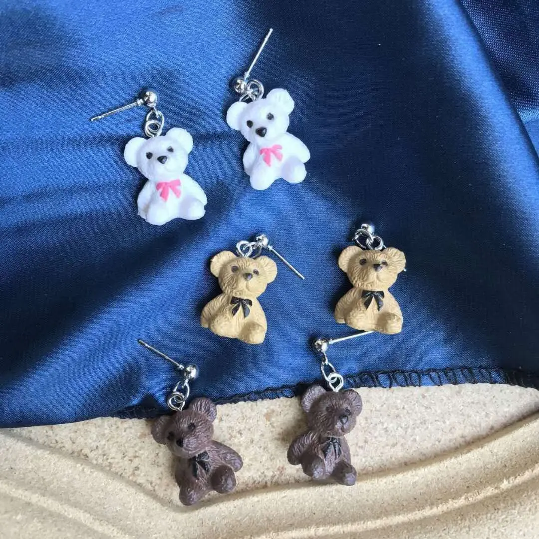 2020 new trendy bear animal earrings female earrings girl heart exquisite earrings
2020 new trendy bear animal earrings female earrings girl heart exquisite earrings