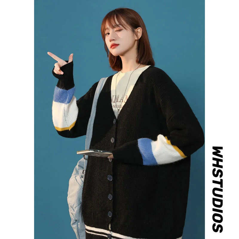 Winter Cardigan Jacket College Oversize Loose Outer Wear Sweater V-neck Stitching Color Sweaters Trend Casual Men's Clothing
Winter Cardigan Jacket College Oversize Loose Outer Wear Sweater V-neck Stitching Color Sweaters Trend Casual Men's Clothing