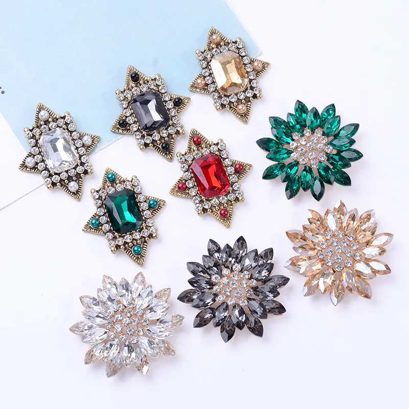 5 Pcs/Lot Sunflower Inlaid Rhinestone Oval Diamond Alloy Rhinestone Buttons Plate Diamond DIY Shoes Clothing Handmade Material
5 Pcs/Lot Sunflower Inlaid Rhinestone Oval Diamond Alloy Rhinestone Buttons Plate Diamond DIY Shoes Clothing Handmade Material