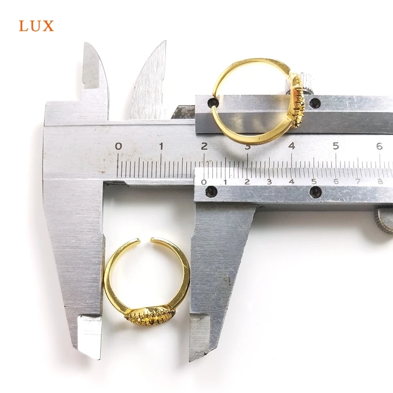 5pcs Dainty Minimalist Jewelry Gold Zirconia Pave Ring for Women Heart Shape Ring Gold Ring CZ Wedding Band Ring Engagement Ring 
5pcs Dainty Minimalist Jewelry Gold Zirconia Pave Ring for Women Heart Shape Ring Gold Ring CZ Wedding Band Ring Engagement Ring