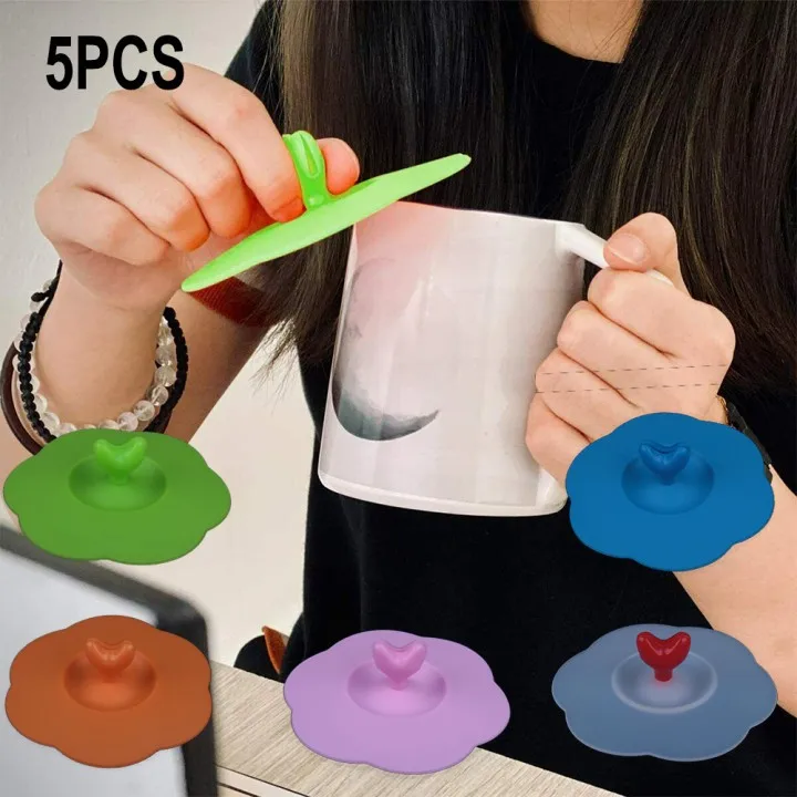 5pcs Silicone Cup Lid Adorn Drinking Cup Lid With Love Heart-shaped Spoon Holder Anti-dust Bowl Cover Cup Seals For Glass Mugs
5pcs Silicone Cup Lid Adorn Drinking Cup Lid With Love Heart-shaped Spoon Holder Anti-dust Bowl Cover Cup Seals For Glass Mugs