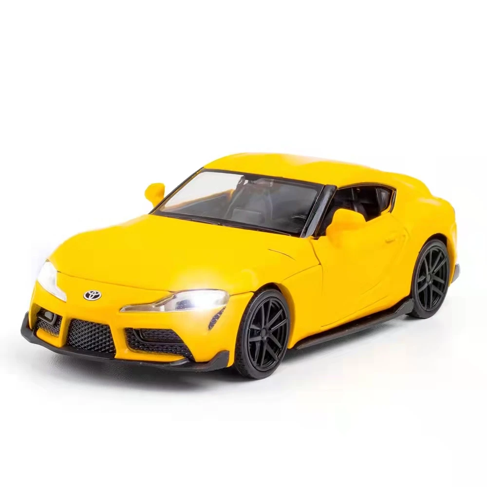 Модель автомобиля Toyota Supra, модель из сплава 1:32, со звуковым и светильник вым контролем, искусственная мощность
Модель автомобиля Toyota Supra, модель из сплава 1:32, со звуковым и светильник вым контролем, искусственная мощность
