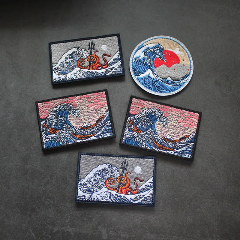 Japanese Style Huge Wave Embroidery Patch Velcro Sun God Badge Sea Waves Bag Sticker Sea Breeze Scenery Morale Badge
Japanese Style Huge Wave Embroidery Patch Velcro Sun God Badge Sea Waves Bag Sticker Sea Breeze Scenery Morale Badge
