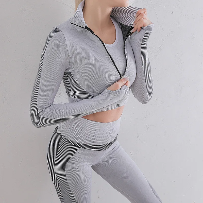 New Yoga Two Piece Set Women Seamless Zipper Jackets Suit Long Sleeve Trousers Suit Winter Sports Fitness Workout Gym Sportswear 
New Yoga Two Piece Set Women Seamless Zipper Jackets Suit Long Sleeve Trousers Suit Winter Sports Fitness Workout Gym Sportswear