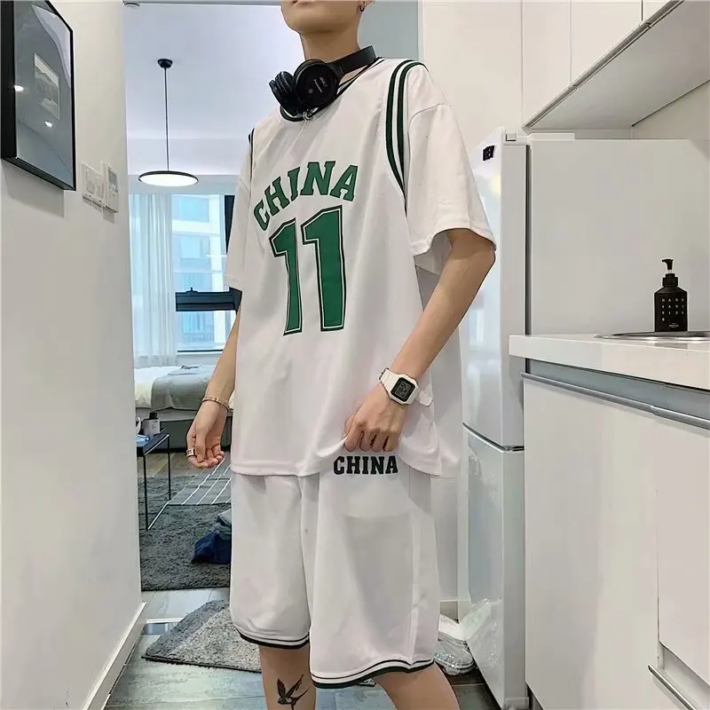 Hongxing Erke summer basketball suit sportswear men's trend short sleeve T-shirt Basketball Shorts ball
Hongxing Erke summer basketball suit sportswear men's trend short sleeve T-shirt Basketball Shorts ball