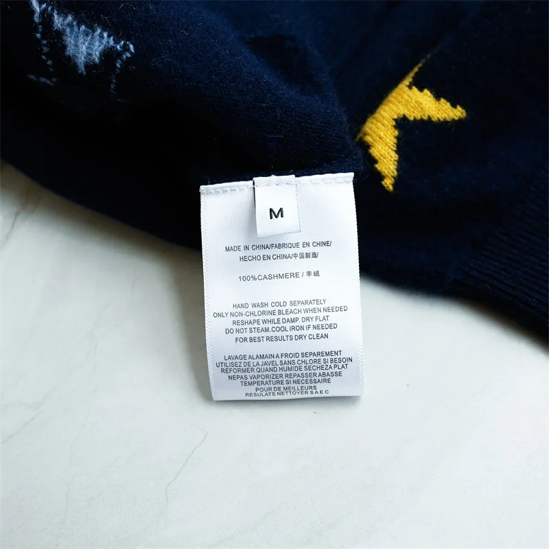 100% Cashmere Sweater Women O-neck Colorful Stars Long Sleeve Knit Pull
100% Cashmere Sweater Women O-neck Colorful Stars Long Sleeve Knit Pull