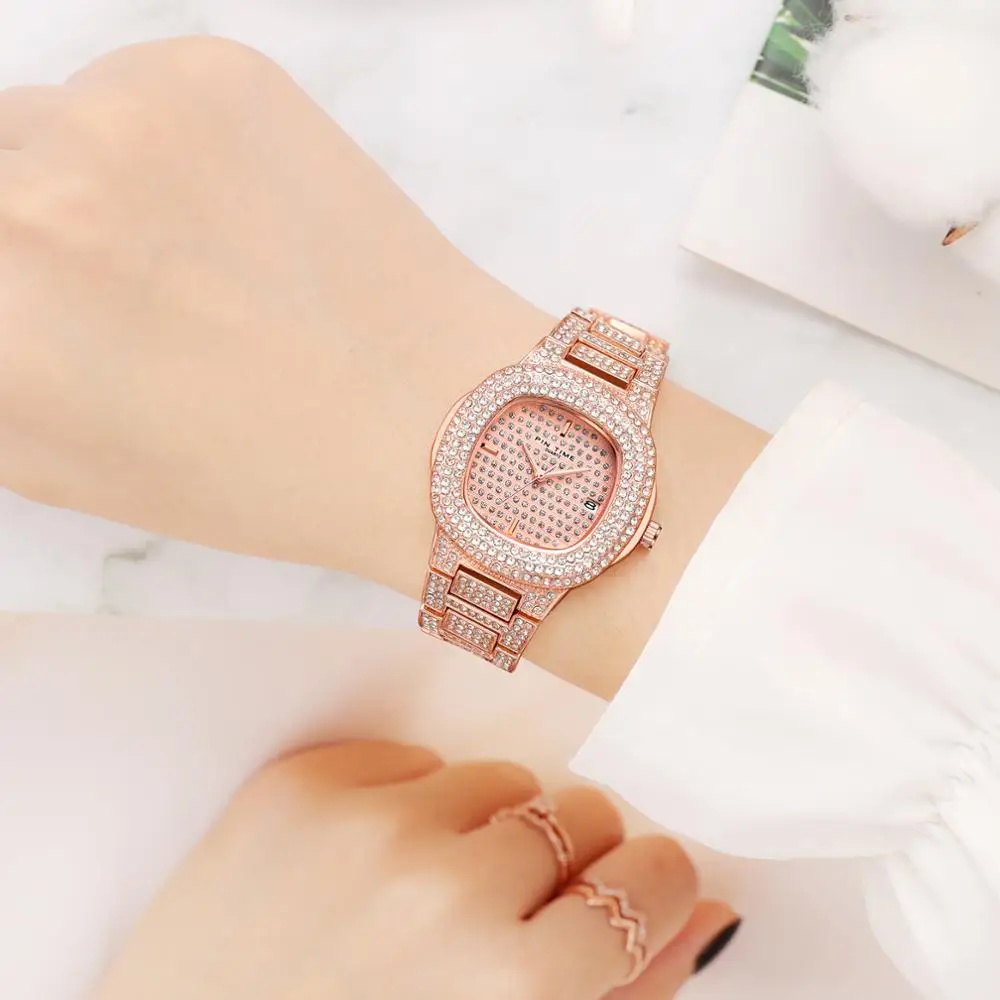 Pearlescent diamond watches men's and women's hip hop men's quartz watches luxury stainless steel business watches men's
Pearlescent diamond watches men's and women's hip hop men's quartz watches luxury stainless steel business watches men's