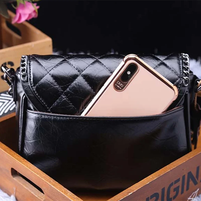 Pure Color Crossbody Bag for Women 2020 Fashion Ladies Simple Purses and Handbags Luxury Designer Single Shoulder Messenger Bags
Pure Color Crossbody Bag for Women 2020 Fashion Ladies Simple Purses and Handbags Luxury Designer Single Shoulder Messenger Bags