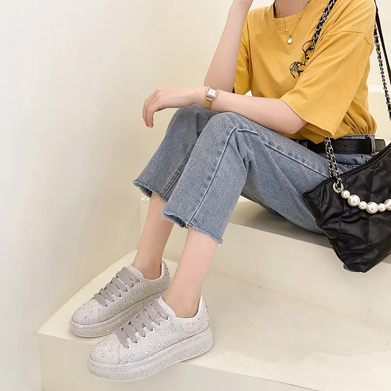 Shoes Woman Flats Clogs Platform Round Toe Modis Casual Female Sneakers Crystal Dress Creepers New 2021 Small Rhinestone Basic F
Shoes Woman Flats Clogs Platform Round Toe Modis Casual Female Sneakers Crystal Dress Creepers New 2021 Small Rhinestone Basic F