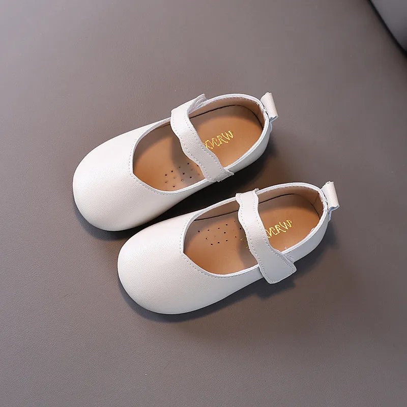 Baby girls princess shoes kids Soft bottom Children's casual leather shoes girls Single shoes chaussure fille khaki beige black
Baby girls princess shoes kids Soft bottom Children's casual leather shoes girls Single shoes chaussure fille khaki beige black