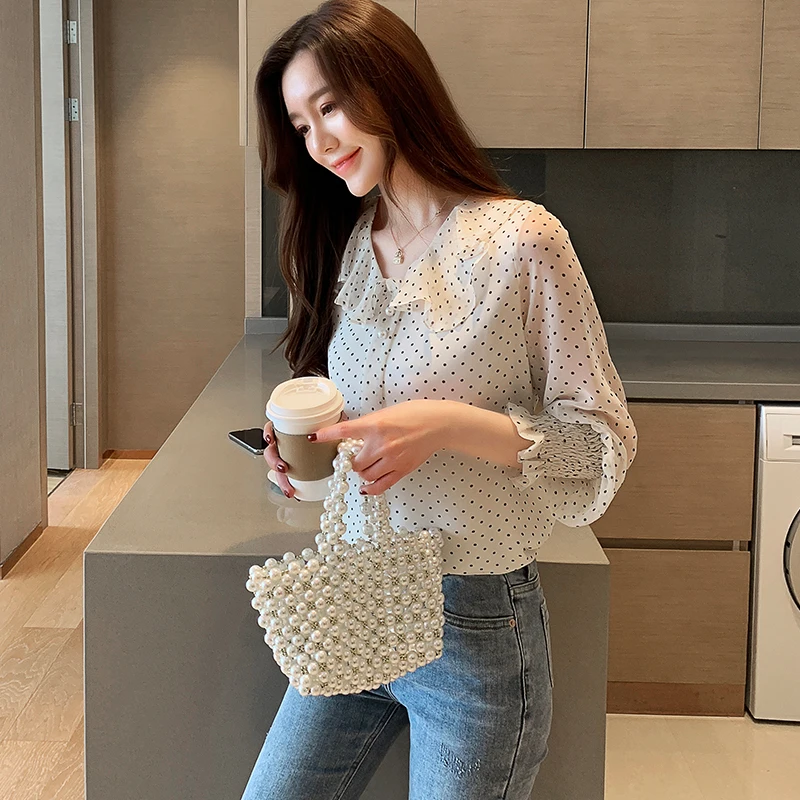Korean Chiffon Women Blouses Shirts Woman Polka Dot Blouse Women Long Sleeve Blouses OL Tops Plus Size Blusas Mujer De Moda 2020
Korean Chiffon Women Blouses Shirts Woman Polka Dot Blouse Women Long Sleeve Blouses OL Tops Plus Size Blusas Mujer De Moda 2020