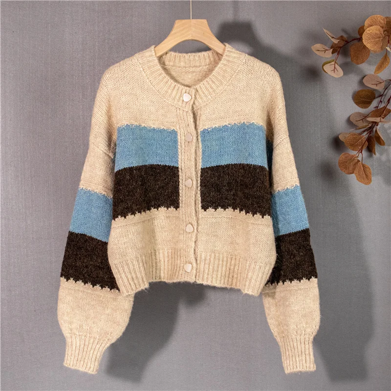 Женский короткий кардиган с контрастными полосками, винтажный вязаный свитер свободного покроя с длинным рукавом в Корейском стиле, Осень-... 
Женский короткий кардиган с контрастными полосками, винтажный вязаный свитер свободного покроя с длинным рукавом в Корейском стиле, Осень-...