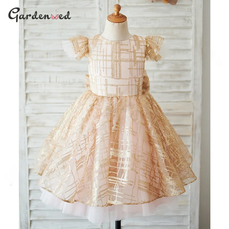 Glitter Kids Party Dress Flare Sleeves Bow Girl Princess Dress Champagne Girl Birthday Dress Aline Tulle Flower Girl Dresses
Glitter Kids Party Dress Flare Sleeves Bow Girl Princess Dress Champagne Girl Birthday Dress Aline Tulle Flower Girl Dresses