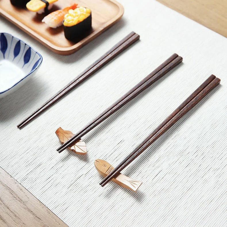 

Handmade Chopsticks Natural Maras Wood Sushi Chopsticks Set Value Gift Chinese Food 5 Pairs of Household Chopsticks wood Japan