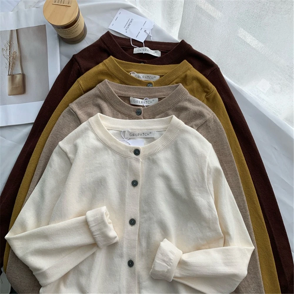 Women Knitted Basic Cardigan Korean Fashion O Neck Single Breasted Long Sleeve Sweater Cardigans Tops Solid Pullover Female Top
Women Knitted Basic Cardigan Korean Fashion O Neck Single Breasted Long Sleeve Sweater Cardigans Tops Solid Pullover Female Top