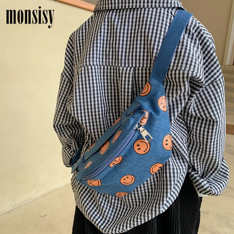 Детская забавная сумка Monsisy, нагрудная Сумочка для девочек и мальчиков, модный кошелек для мелочи с эмодзи и улыбкой, Джинсовый чехол для тел...
Детская забавная сумка Monsisy, нагрудная Сумочка для девочек и мальчиков, модный кошелек для мелочи с эмодзи и улыбкой, Джинсовый чехол для тел...