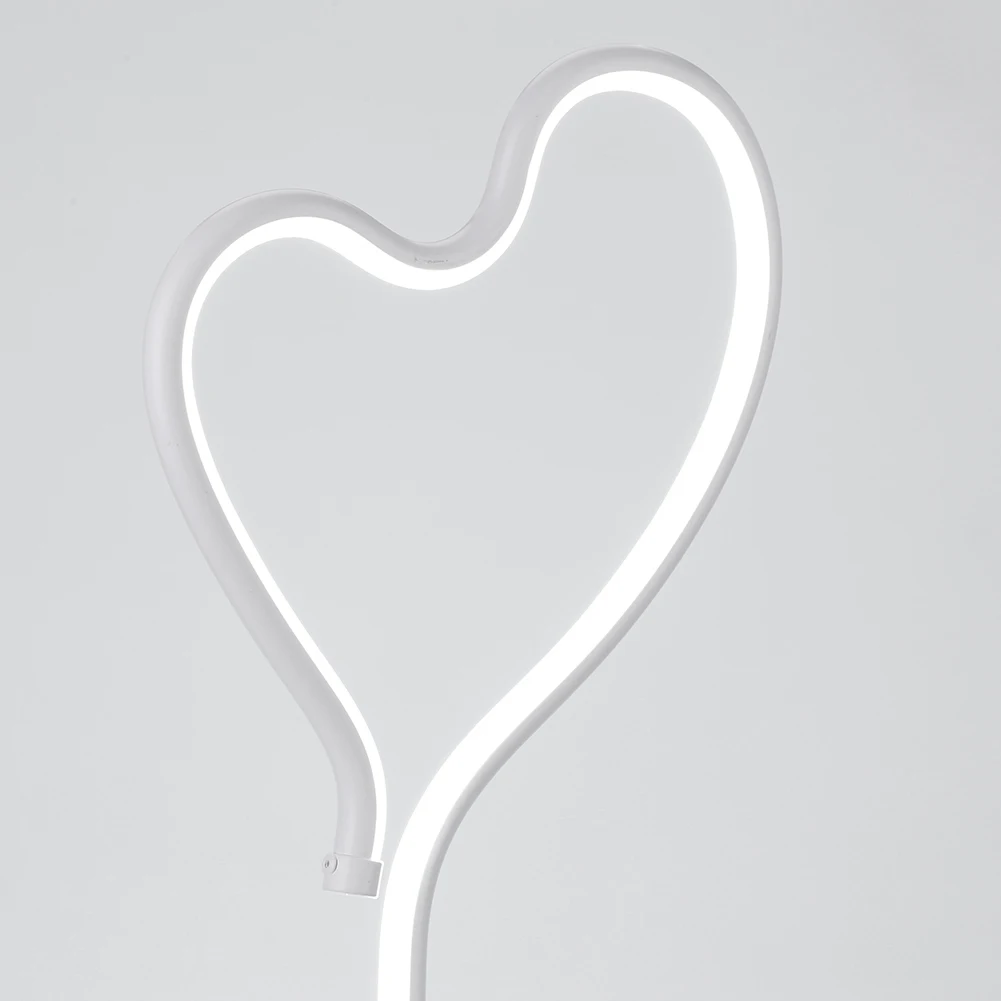 Modern Desktop Bedside Decorative Lamps Heart Shaped Table Lamp LED Eye Protection Desk Night Light for Living Room
Modern Desktop Bedside Decorative Lamps Heart Shaped Table Lamp LED Eye Protection Desk Night Light for Living Room