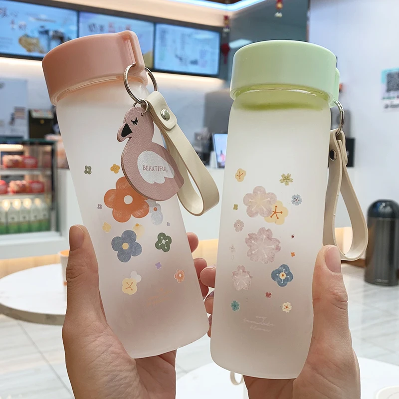 Cute School Water Bottles for Girls Eco Friendly Products Large Capacity Portable Botellas Para Agua Plastic Water Bottle BD50WB
Cute School Water Bottles for Girls Eco Friendly Products Large Capacity Portable Botellas Para Agua Plastic Water Bottle BD50WB