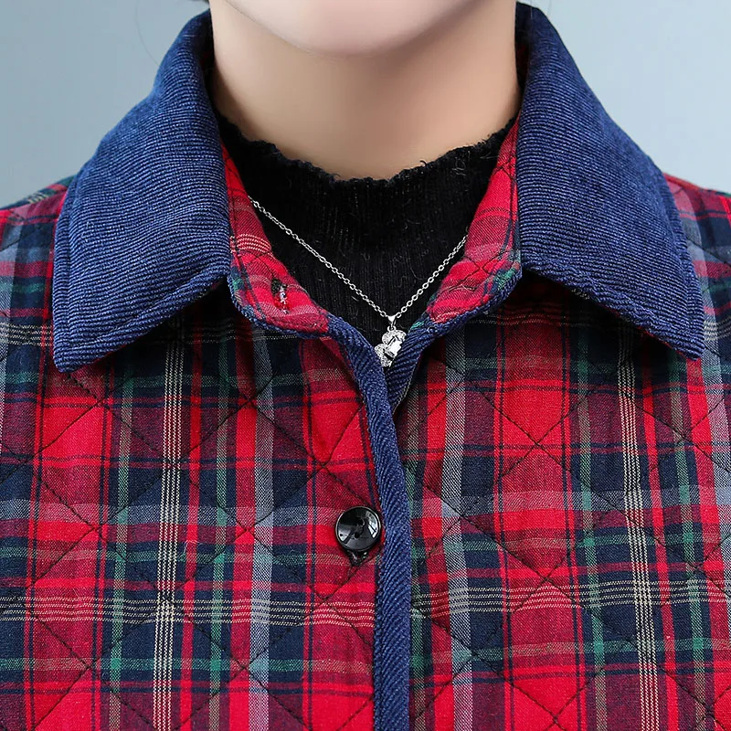 Middle-aged elderly Autumn Winter Cotton Jacket New Women Fashion Short lattice Cotton Coat parkas Female Frivolous Outerwear 
Middle-aged elderly Autumn Winter Cotton Jacket New Women Fashion Short lattice Cotton Coat parkas Female Frivolous Outerwear