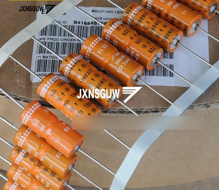 10PCS NEW EPCOS B41684 40V680UF 28X12.5MM Axial Electrolytic Capacitors 680uF/40v SIKOREL 125 degrees 680UF 40V
10PCS NEW EPCOS B41684 40V680UF 28X12.5MM Axial Electrolytic Capacitors 680uF/40v SIKOREL 125 degrees 680UF 40V