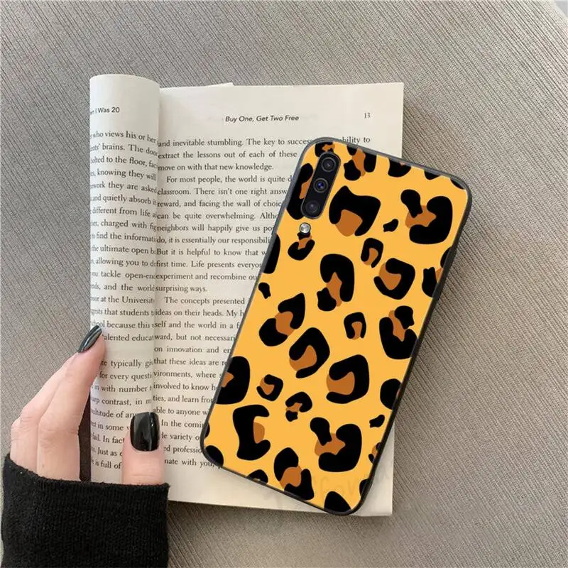 Leopard sexy print animal pattern Phone Case For Samsung galaxy S 9 10 20 A 10 21 30 31 40 50 51 71 s note 20 j 4 2018 plus
Leopard sexy print animal pattern Phone Case For Samsung galaxy S 9 10 20 A 10 21 30 31 40 50 51 71 s note 20 j 4 2018 plus