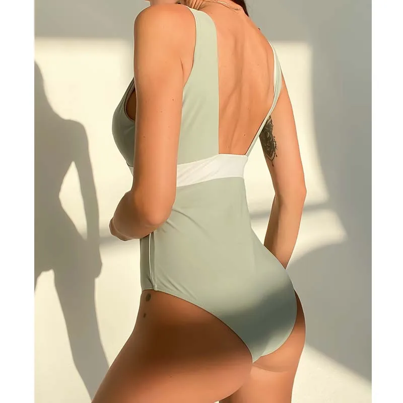 V-Neck Patchwork Nylon Swimwear 2021 Sexy Women One Piece Swimsuit Female Beach Pool Monokini Bather Bathing Suit Women Bodysuit
V-Neck Patchwork Nylon Swimwear 2021 Sexy Women One Piece Swimsuit Female Beach Pool Monokini Bather Bathing Suit Women Bodysuit