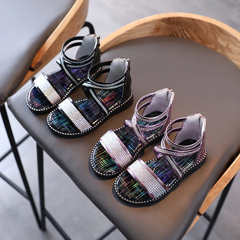 2022 Summer New Girls Rhinestone Sandals Kids Soft Sole Roman Sandals Girls Non-slip Princess Fashion Sandals Kids Sandals Hot
2022 Summer New Girls Rhinestone Sandals Kids Soft Sole Roman Sandals Girls Non-slip Princess Fashion Sandals Kids Sandals Hot