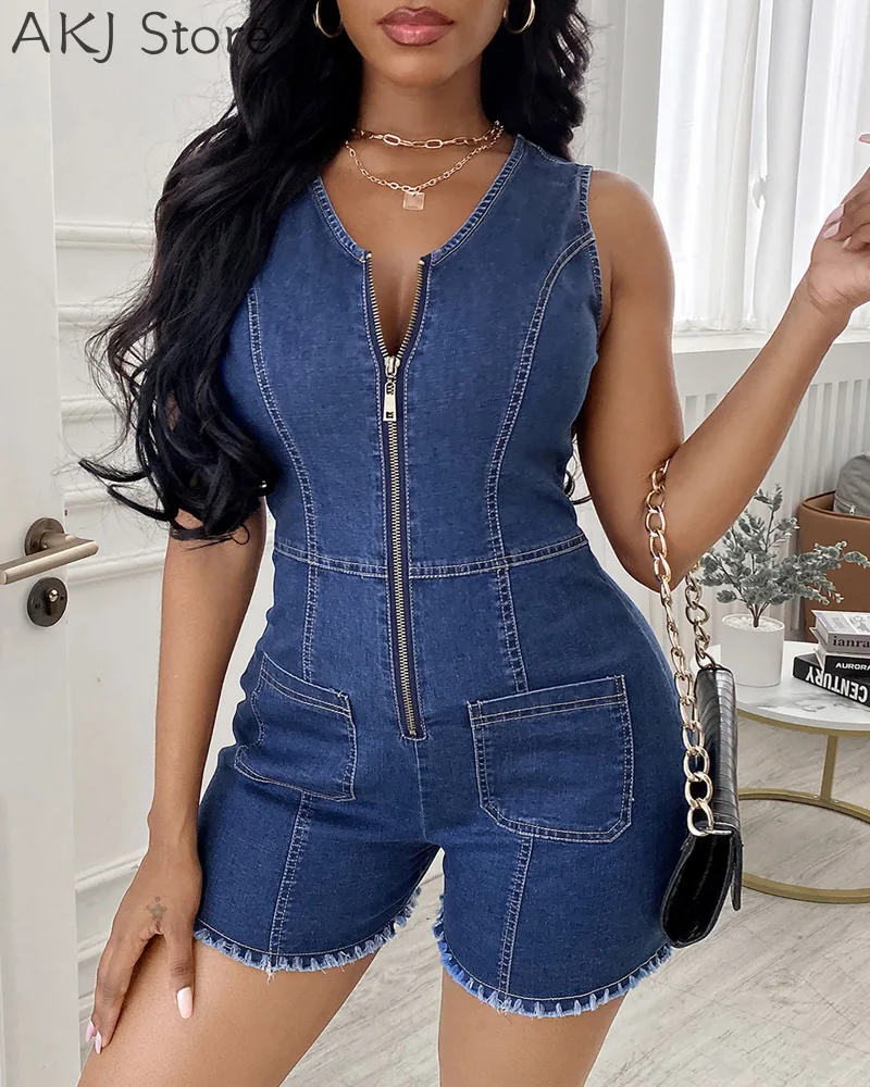 Женский джинсовый комбинезон без рукавов, облегающий джинсовый комбинезон на молнии с карманами и кисточками на подоле
Женский джинсовый комбинезон без рукавов, облегающий джинсовый комбинезон на молнии с карманами и кисточками на подоле