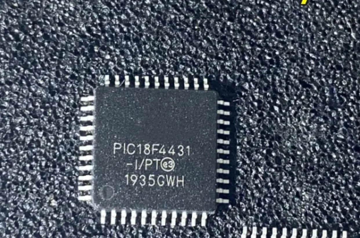 5 предметов в партии, PIC18F4431-I/герметизирующая ptfe-лента для QFP44 PIC18F4431-I PIC18F4431 
5 предметов в партии, PIC18F4431-I/герметизирующая ptfe-лента для QFP44 PIC18F4431-I PIC18F4431