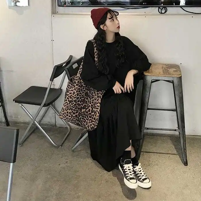 2021 Korean style dress autumn thin new extra size women's long sleeve long knee skirt
2021 Korean style dress autumn thin new extra size women's long sleeve long knee skirt