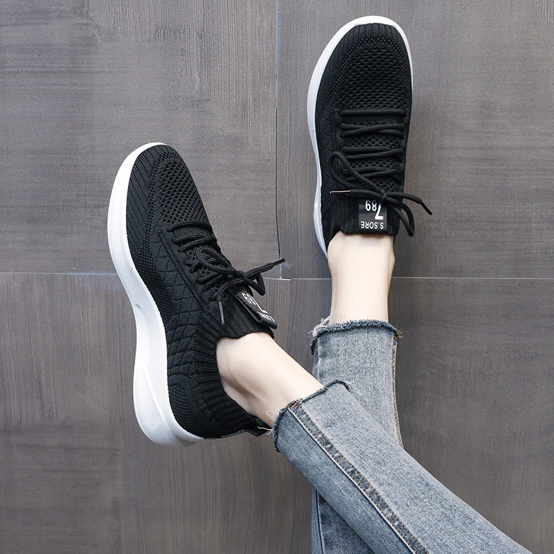 White sneakers running shoes for women 2021 Autumn new flat Woman sport shoes Black luxury non-leather casual tennis shoes 39
White sneakers running shoes for women 2021 Autumn new flat Woman sport shoes Black luxury non-leather casual tennis shoes 39