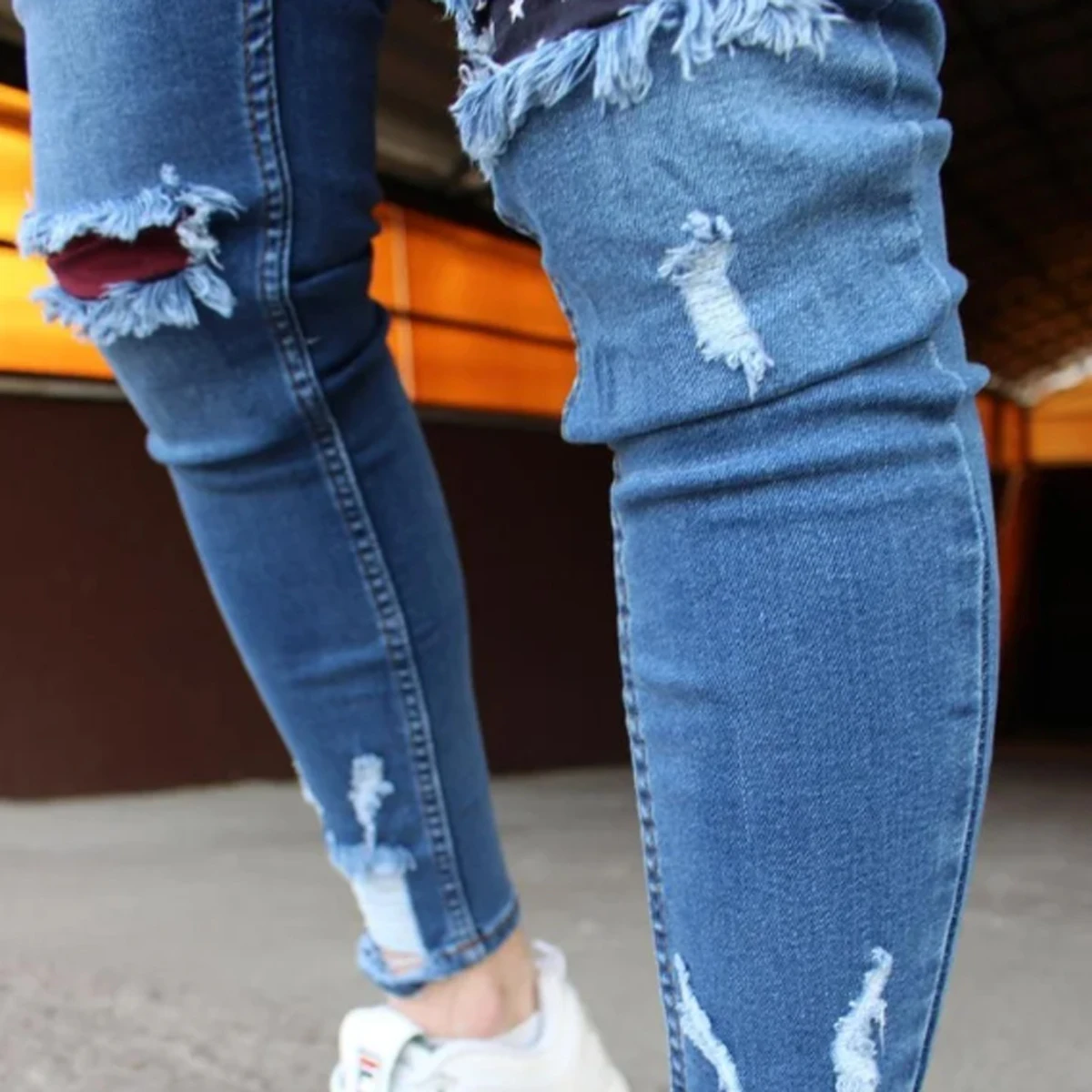 2020 Men Jeans Pants Fashion male Hole Street Slim Casual Pants Full Length Pencil pants Trousers Hot 2020 
2020 Men Jeans Pants Fashion male Hole Street Slim Casual Pants Full Length Pencil pants Trousers Hot 2020