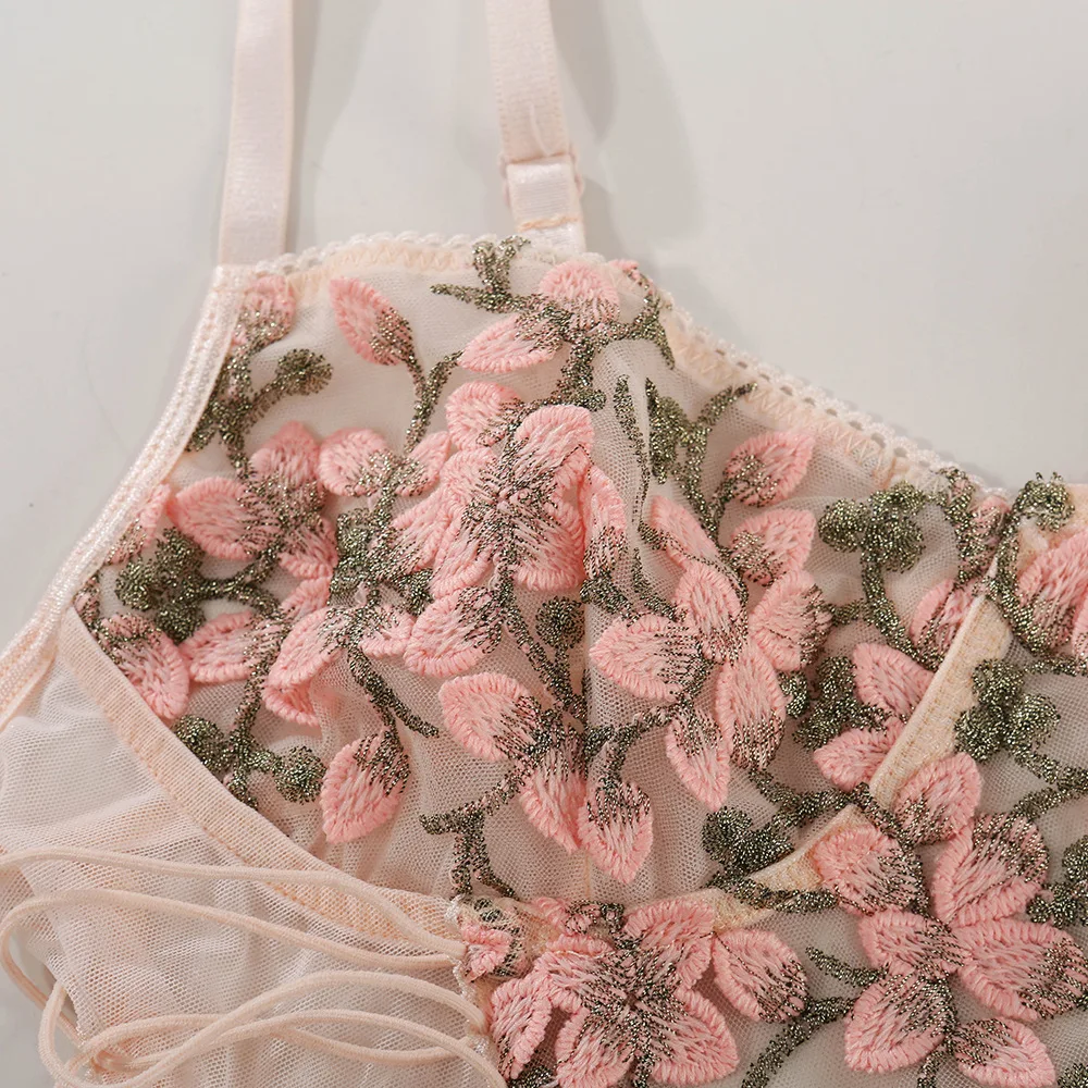 Floral Embrodiery Lace Bra Set Women Bra + Thong Lingerie Set 2021 Ladies Sexy Underwear Set Lingerie Set Costumes Hot Erotic
Floral Embrodiery Lace Bra Set Women Bra + Thong Lingerie Set 2021 Ladies Sexy Underwear Set Lingerie Set Costumes Hot Erotic