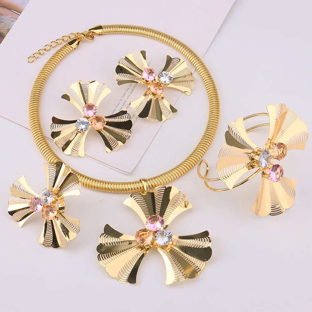 Dubai Luxury Jewelry Sets For Wedding Engagement Party Gift Women Bracelet Zircon Ring Flower Shape Necklace Earrings 2021 Trend
Dubai Luxury Jewelry Sets For Wedding Engagement Party Gift Women Bracelet Zircon Ring Flower Shape Necklace Earrings 2021 Trend