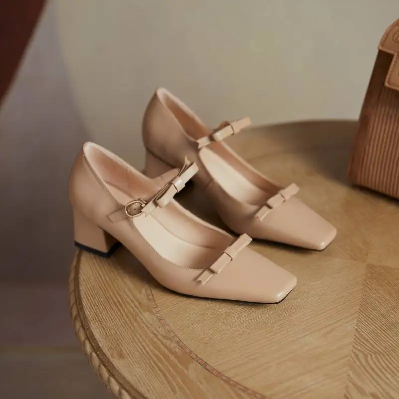 Vichelo Hot genuine leather square toe sunshine girls butterfly thick med heels all-match lolita buckle straps women pumps L2f3 
Vichelo Hot genuine leather square toe sunshine girls butterfly thick med heels all-match lolita buckle straps women pumps L2f3