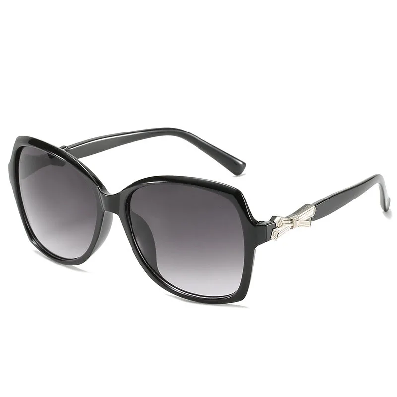 Fashion Oversize Sunglasses Women Men Sun Glasses Coated Decorative Eyewear Oculos Feminino Internet Celebrity Style UV400
Fashion Oversize Sunglasses Women Men Sun Glasses Coated Decorative Eyewear Oculos Feminino Internet Celebrity Style UV400