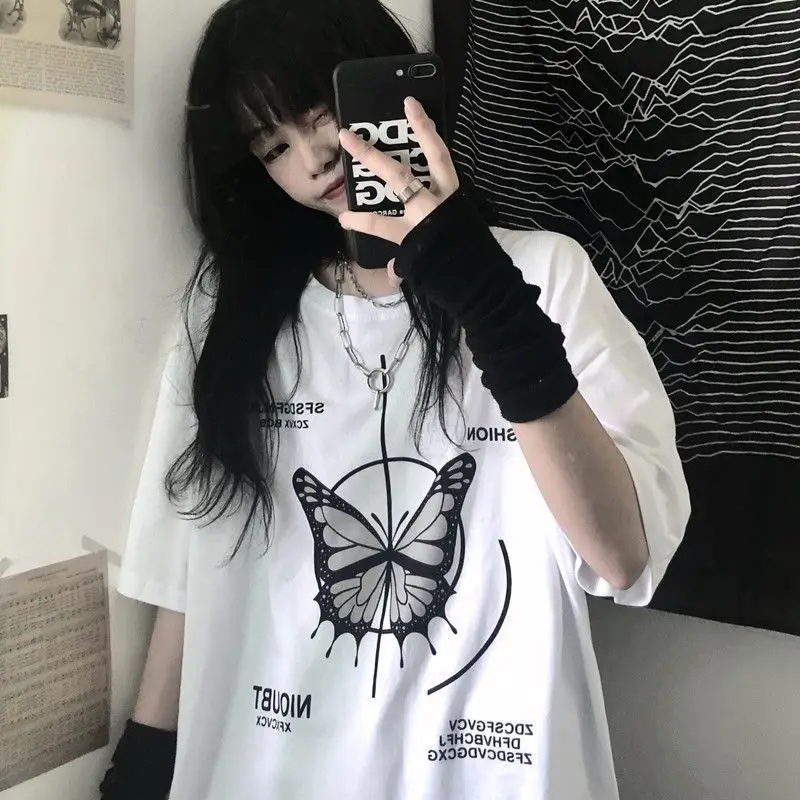 Loose Womens Fashion Printed Summer Black White Tops Japan High Street Kpop Female Tee Harajuku T-shirt Casual Top
Loose Womens Fashion Printed Summer Black White Tops Japan High Street Kpop Female Tee Harajuku T-shirt Casual Top