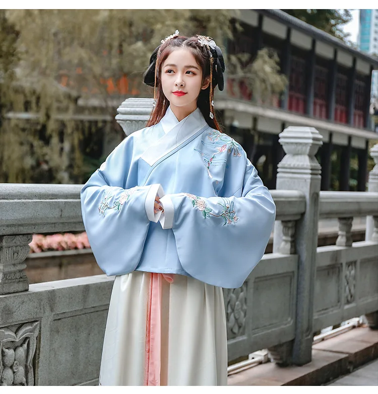 4 season young cutie wear vintageTraditional Embroidered Flower Cross collar jacket+skirt Pipa erhu performancehigh quality
4 season young cutie wear vintageTraditional Embroidered Flower Cross collar jacket+skirt Pipa erhu performancehigh quality